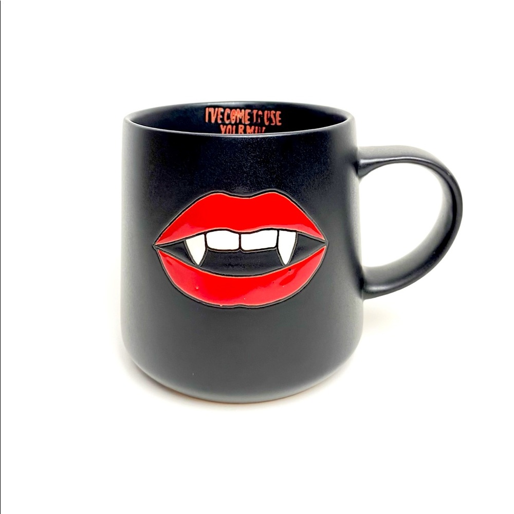 NWT Halloween Vampire Fangs Black Ceramic Mug